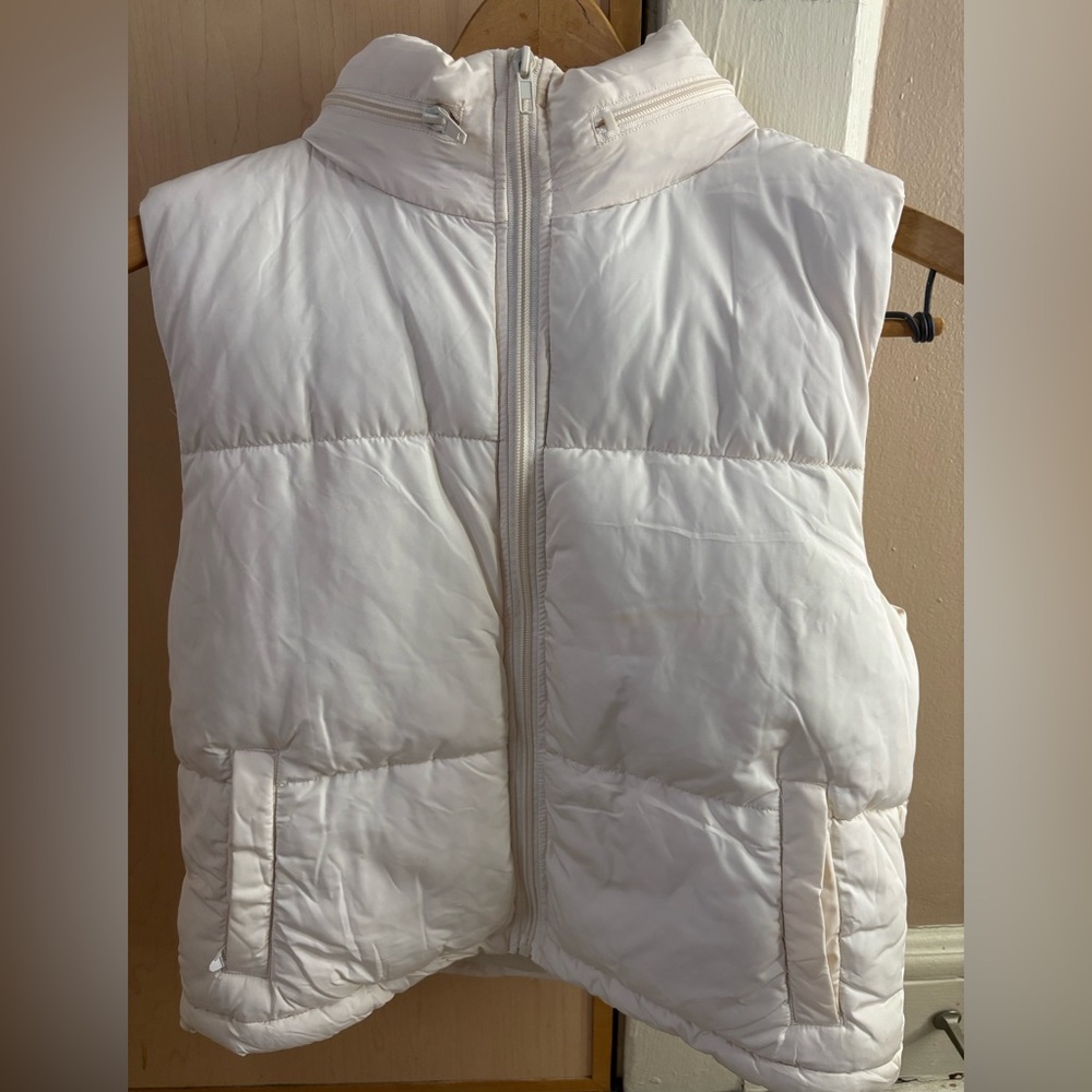 Women's White Puffer Vest